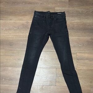 Black Skinny Jeans with Sleek Fit